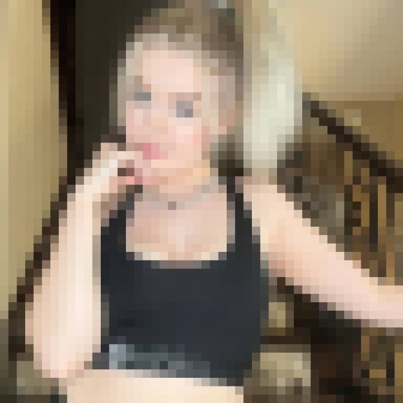 Victoria carmicheal, 26, Marondera