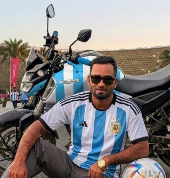 Somrat, 26, Passi
