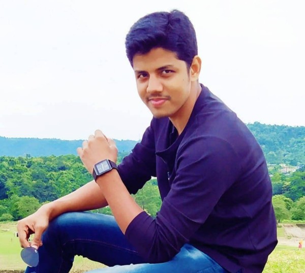 Mainul, 30, Friedrichshafen