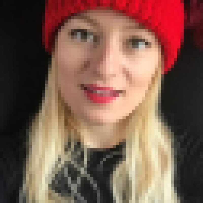 Lisa Kelly, 45, Slovakia