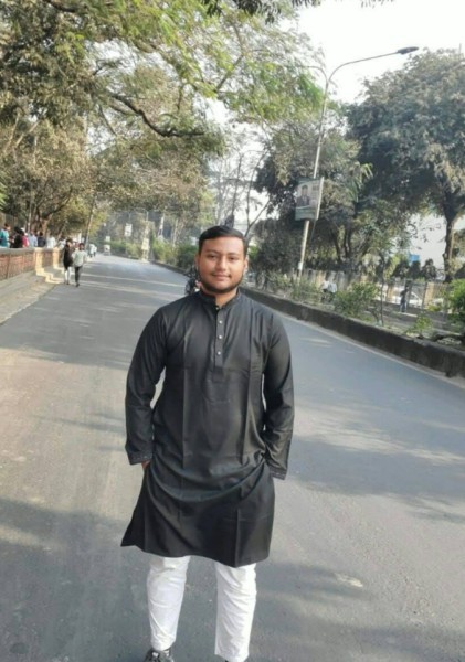 Julius sizar, 22, Parakou
