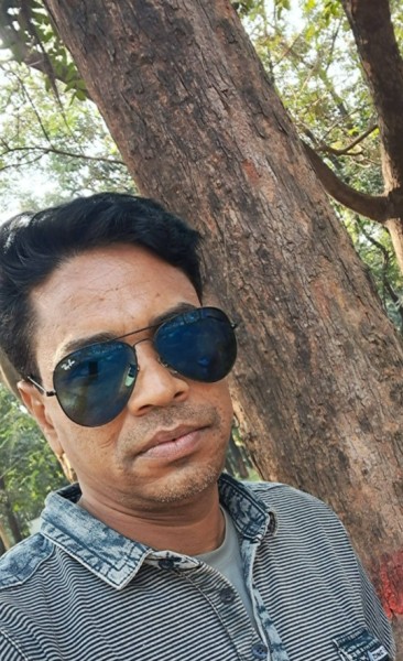 Liton mia, 46, Bafing