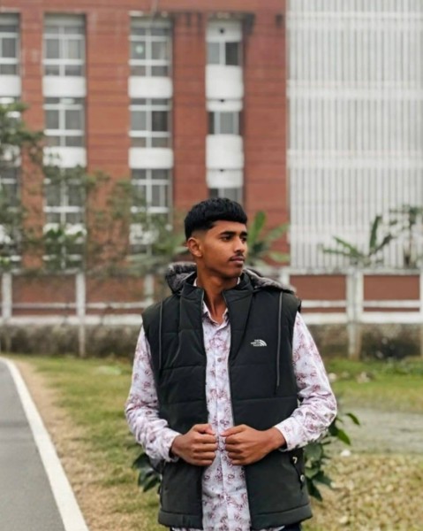 Noyon Islam, 19, Suraxan
