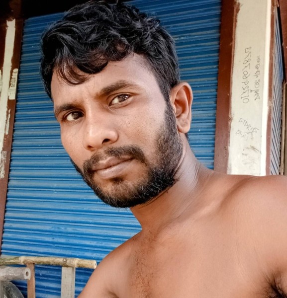 Sk, 29, Alindao