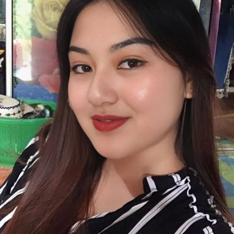 July moe, 39, Chmistr
