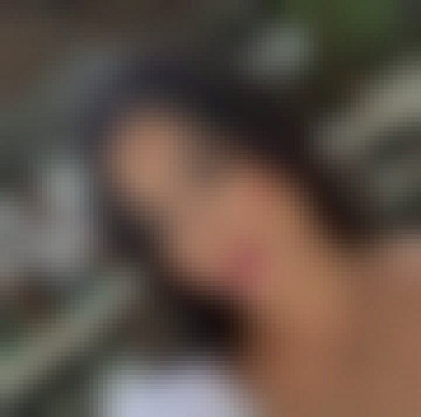 Mia Lavender, 33, Moshi