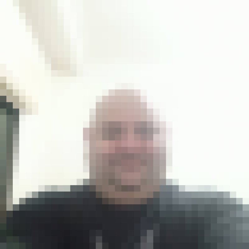 Bashar, 42, Memurominami