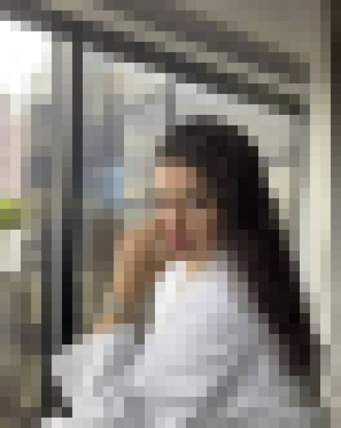 Eliza, 28, Pakistan