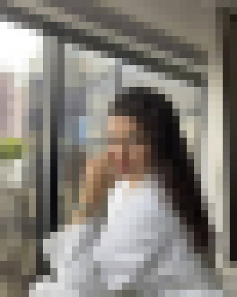 Eliza, 28, Canada