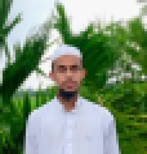 Ńìl Ãhméd, 19, Villerslaville