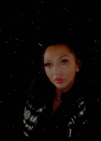 Ella, 37, Eastbourne
