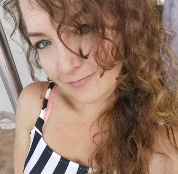 Chantal Deschamps, 41, Agar