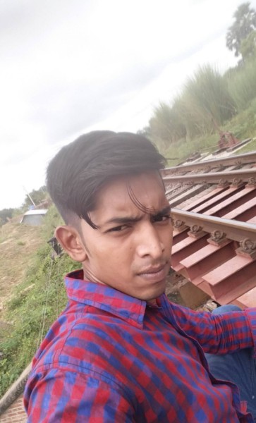 Md.jony islam, 26, Elsmere