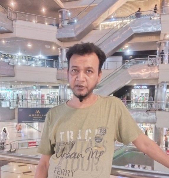 Roney, 46, Vontimitta