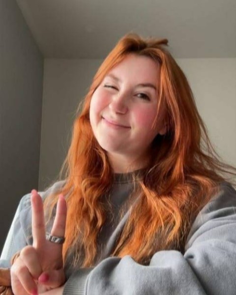 Lisa Suttles, 31, Tikar
