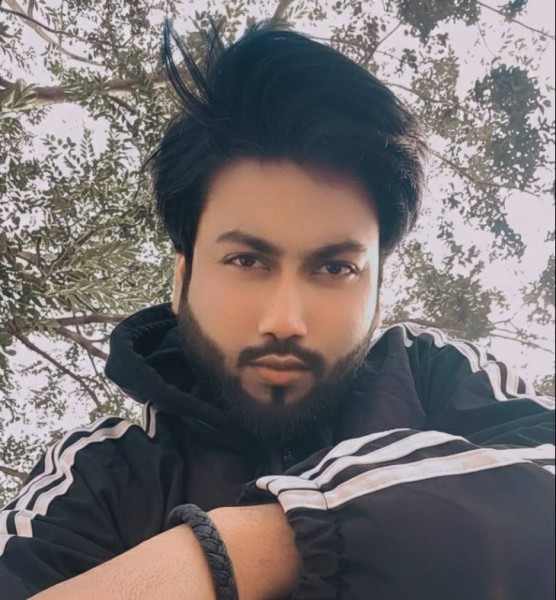 Kunal, 27, Catanzaro