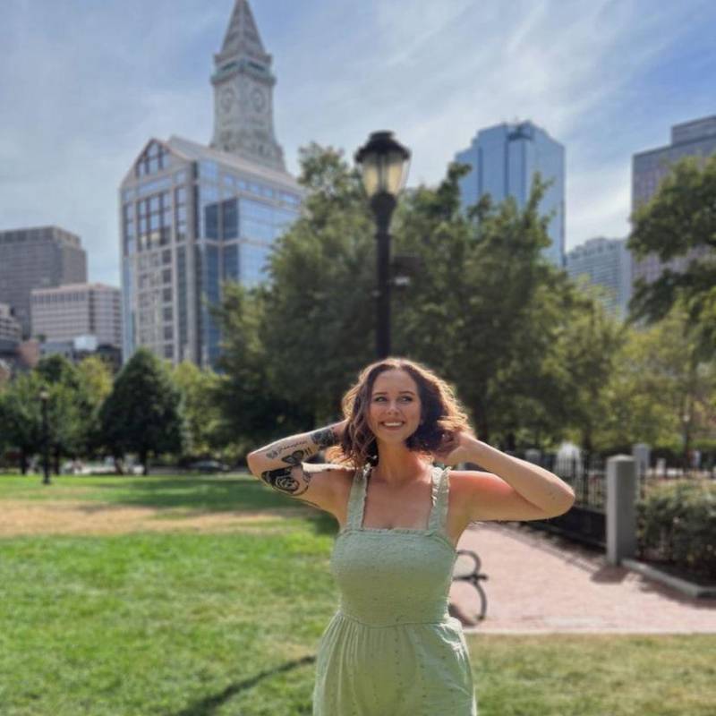 Alexandria, 30, Fairburn