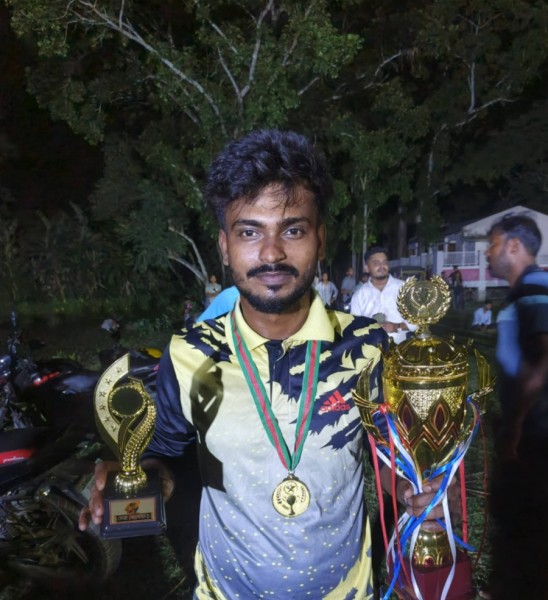 Sp saddam, 29, Angamali