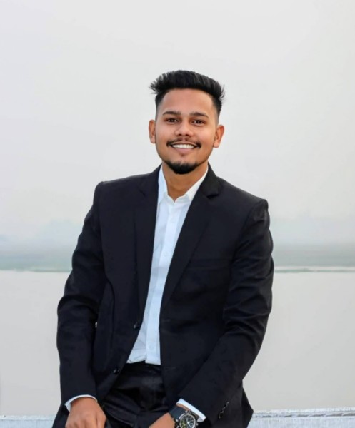 Arif, 25, Champasak