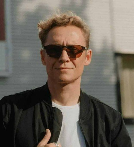 Oliver Horton, 45, Kheda
