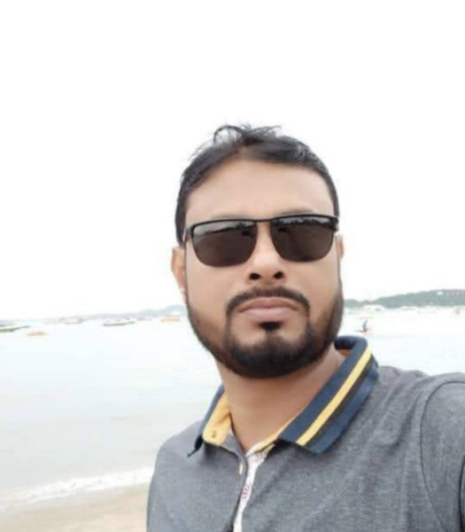 Kamruzzaman, 46, Mareth