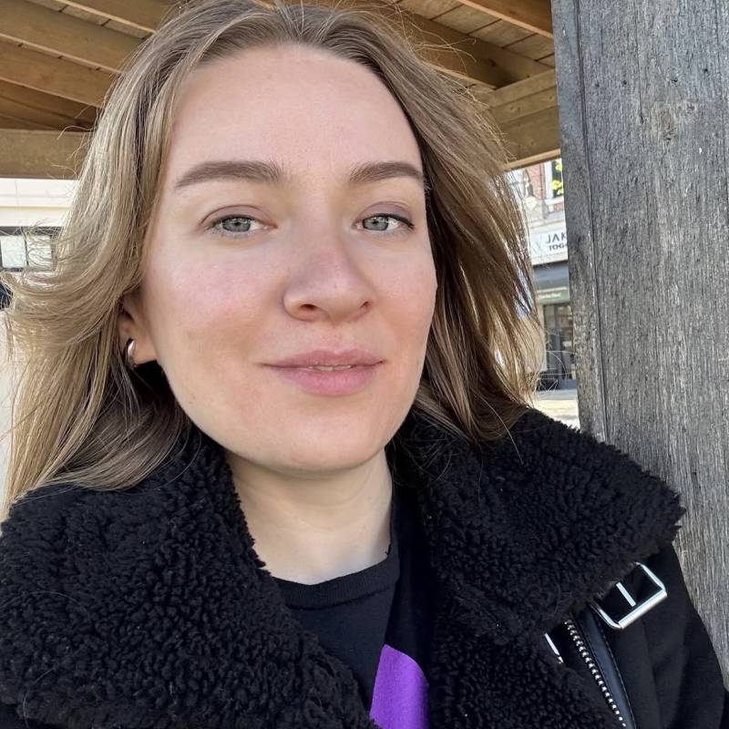 Adelly, 36, Rapurapu