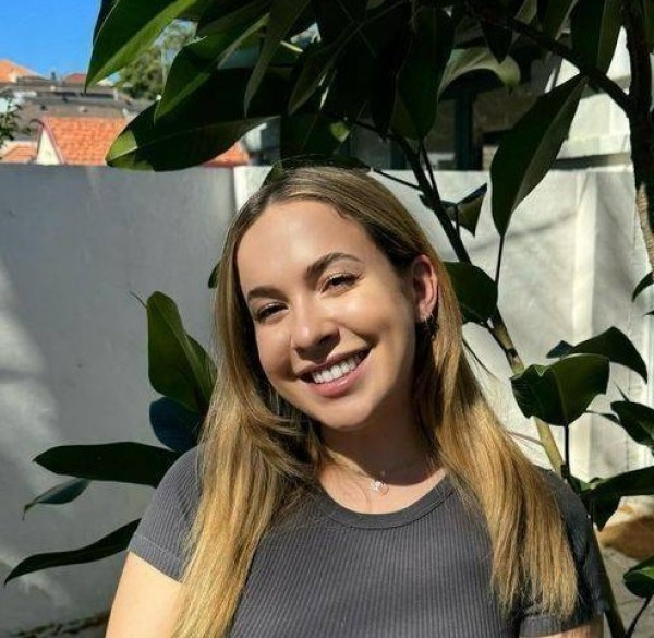 Jenna, 25, Nalanda