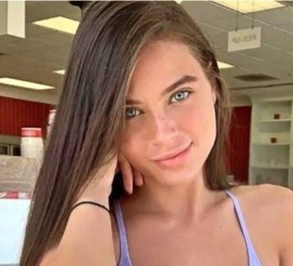 Lana, 26, Asse