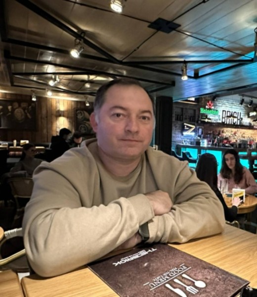 Maksim, 47, Riposto