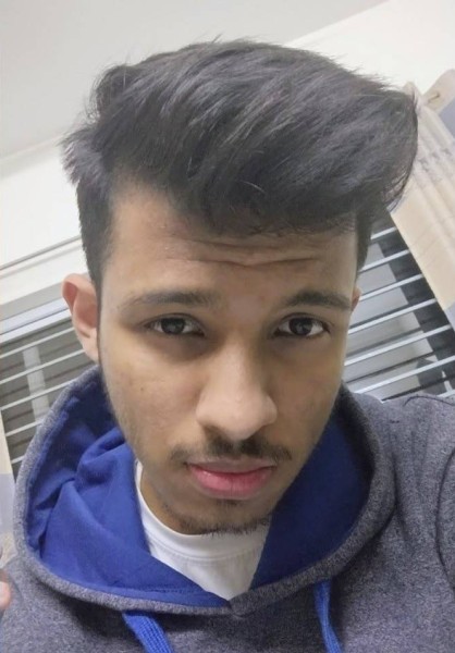 Ariyan, 21, Pithiviers