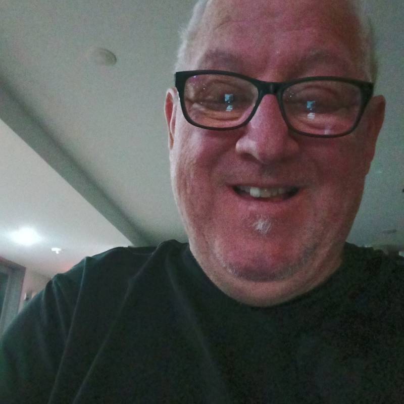 Nelson, 64, Zogrfos