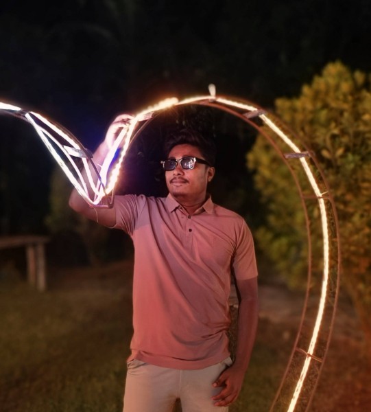 Esmile Hussain Shakil, 26, Amiawar