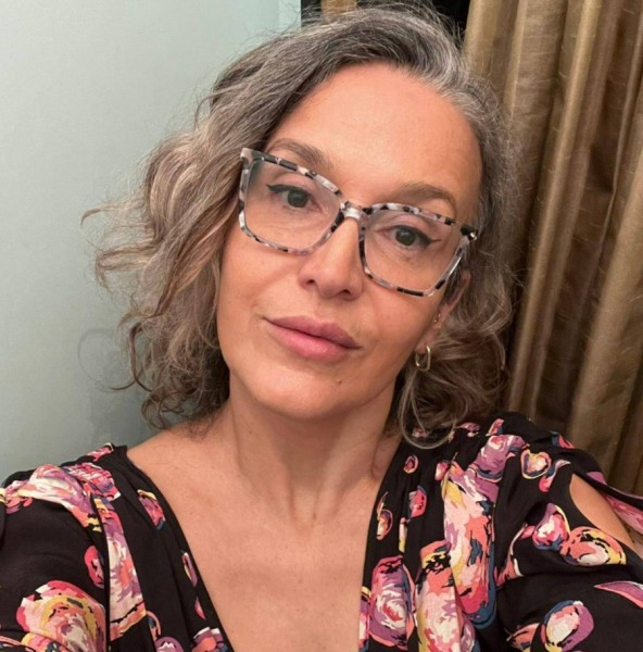 Kate, 58, Nitriansk