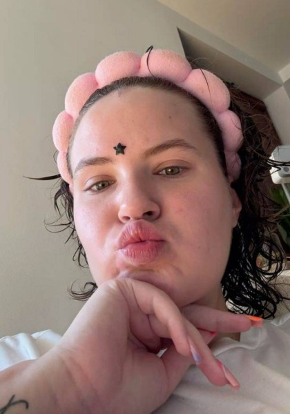 Alina, 35, Dyer