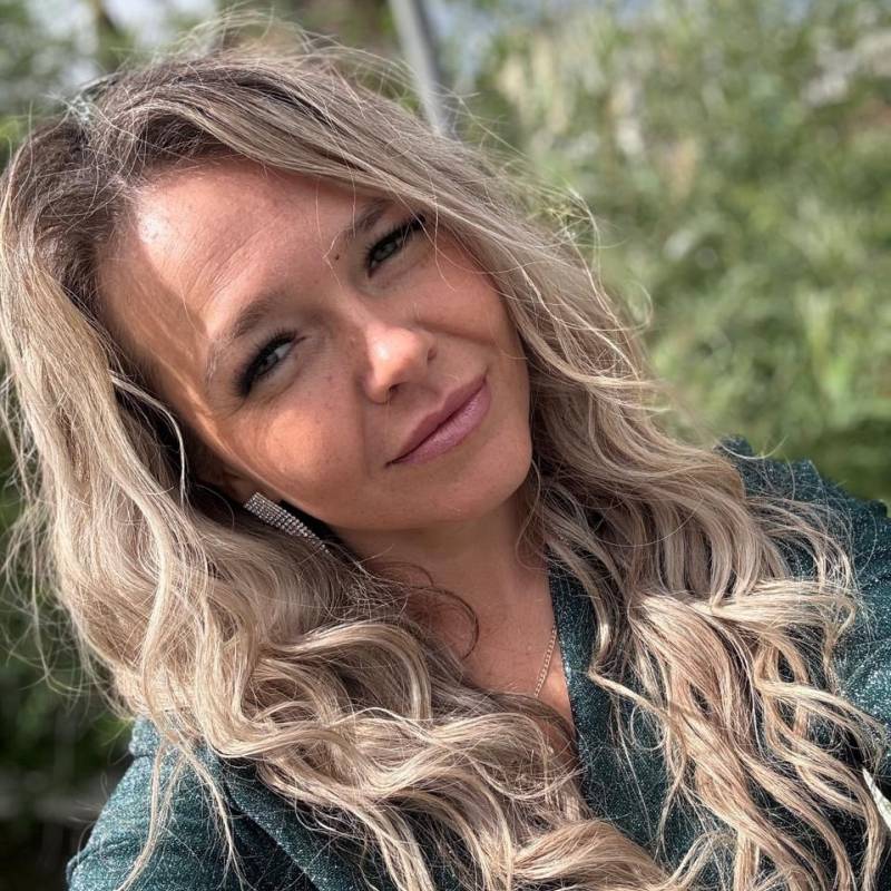 Emma, 40, Nacajuca