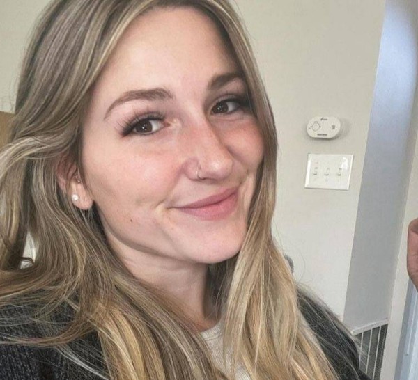 Ana, 64, Kolattr