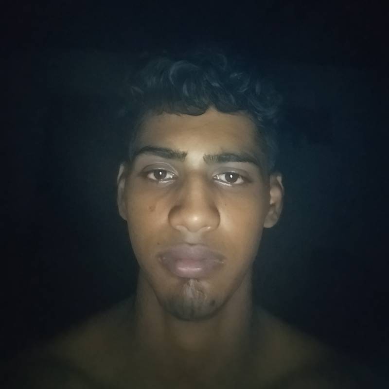 Simman, 18, Niederolm
