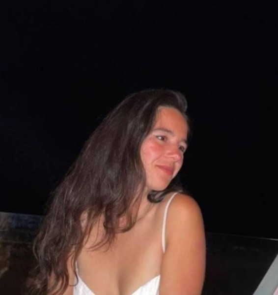 Jasmin, 30, Lower Allen