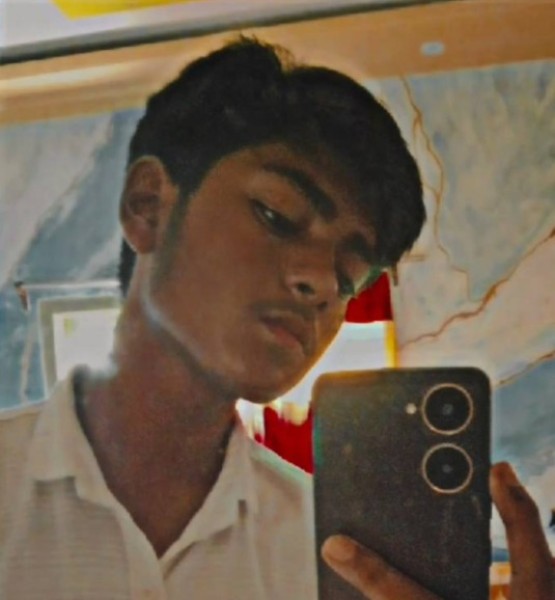 Shivam, 19, Cafarnaum