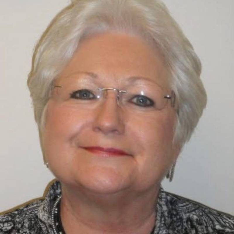 Betty, 65, Macedon