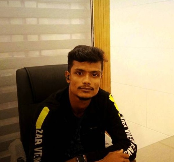 Mohon, 25, Esira