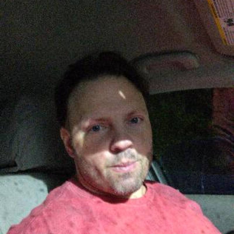 pat, 44, Nuvem
