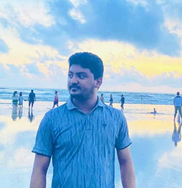 MH Prince, 32, Coyula