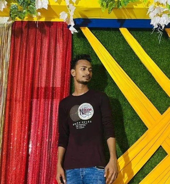 Pabel Ahmed, 25, An Tedeles