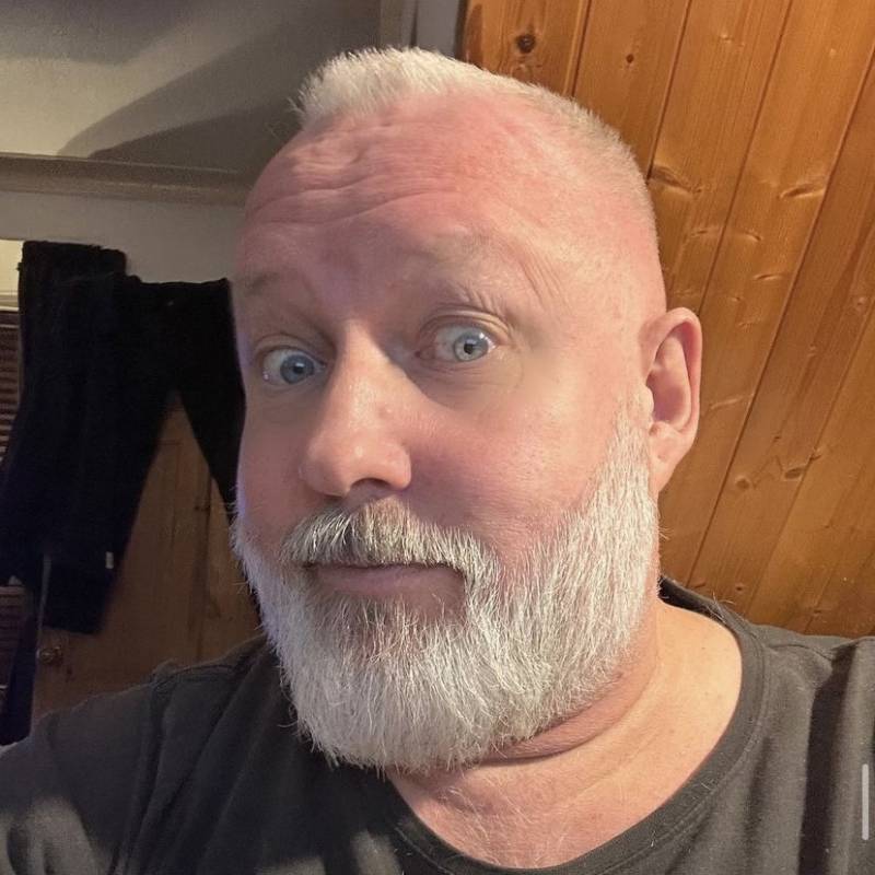 John Ballard, 35, Guaraciaba