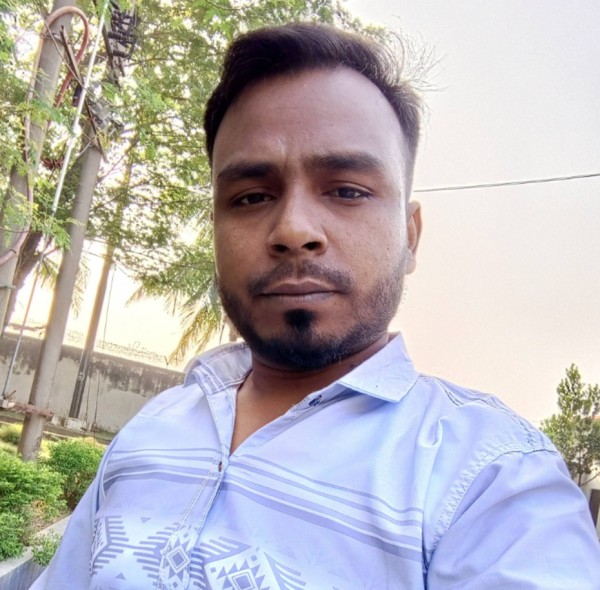 Fazlu, 24, Riverview