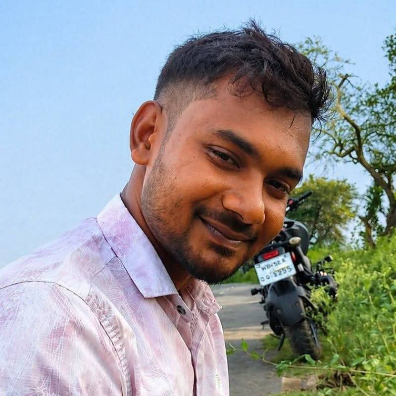 Shakil, 30, University