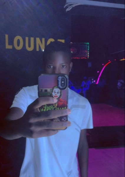 Donzee, 24, Naklo