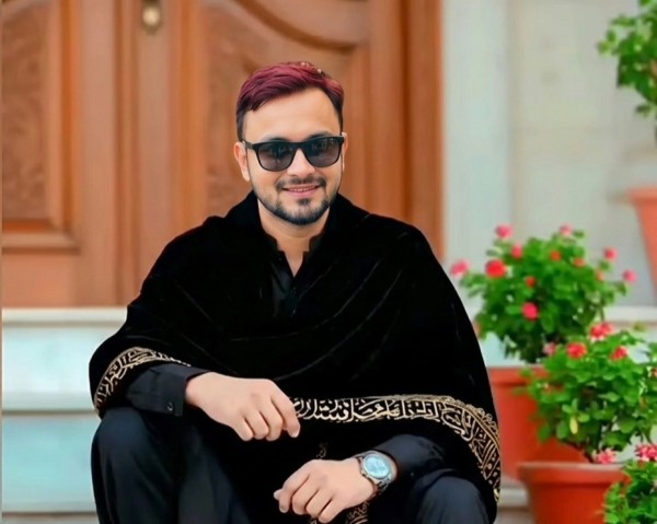 RAJ, 31, Grafton