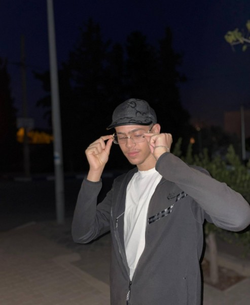 Med, 19, Beau Bassin Rose Hill